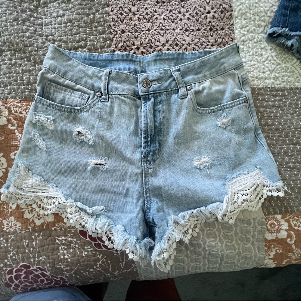 Re brand blue Jean shorts with lace. Size 7 girls.